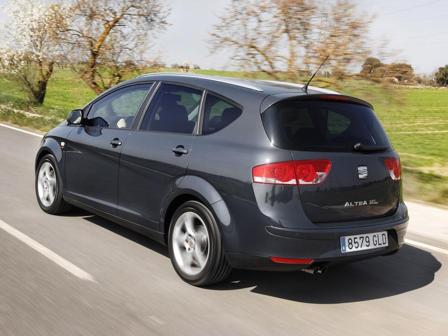  Seat Altea XL 2009 года  (фото 13 из 17)